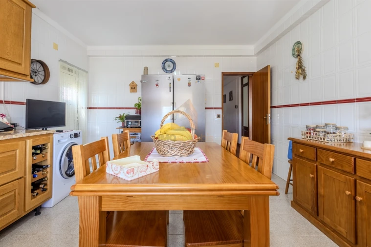 Moradia T5 para Venda em Azambujeira e Malaqueijo Foto 9