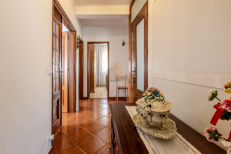 Moradia T5 para Venda em Azambujeira e Malaqueijo Foto 6