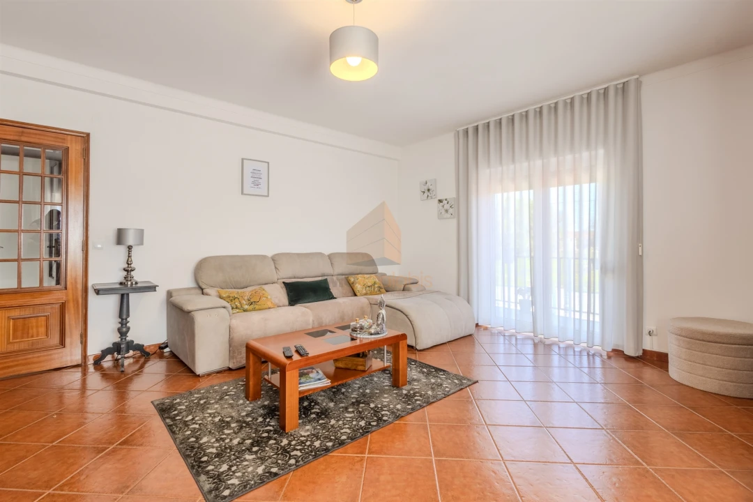 Moradia T5 para Venda em Azambujeira e Malaqueijo Foto 3