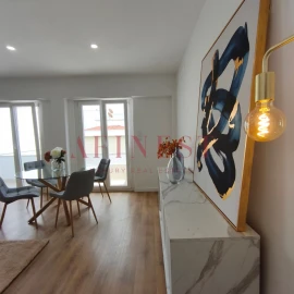 Apartamento T3 para Venda em Benfica