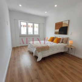 Apartamento T3 para Venda em Benfica