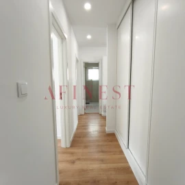 Apartamento T3 para Venda em Benfica