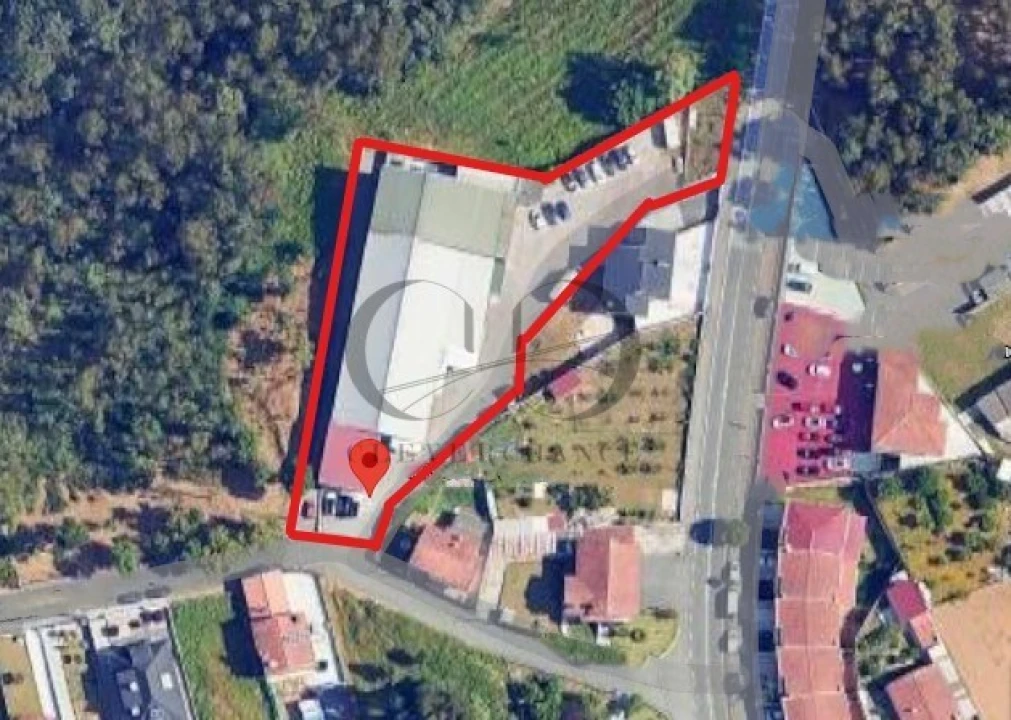 Armazém para Venda em São João de Ver Foto 2
