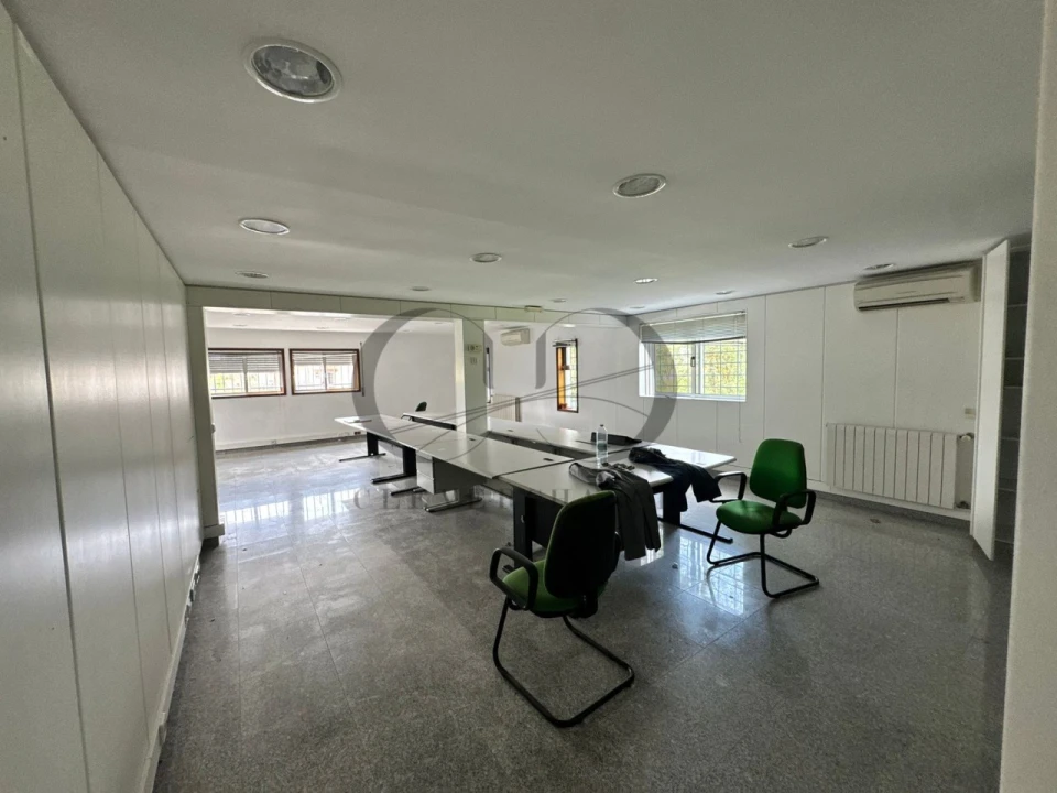 Armazém para Venda em São João de Ver Foto 34