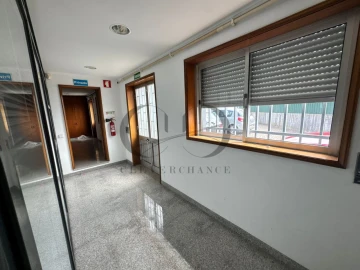Armazém para Venda em São João de Ver