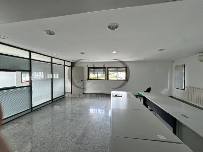 Armazém para Venda em São João de Ver Foto 35