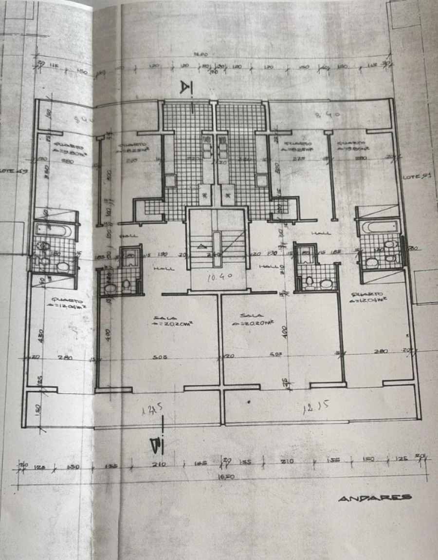Apartamento T3 para Venda em Carcavelos e Parede Planta 1