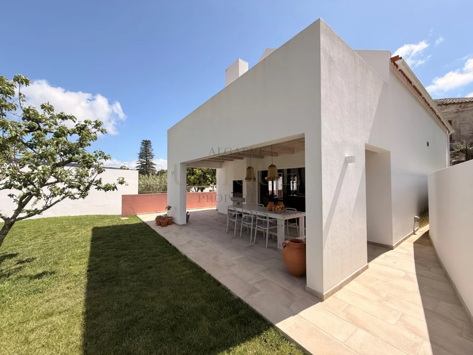 Moradia T1 para Venda em Monchique Foto 4