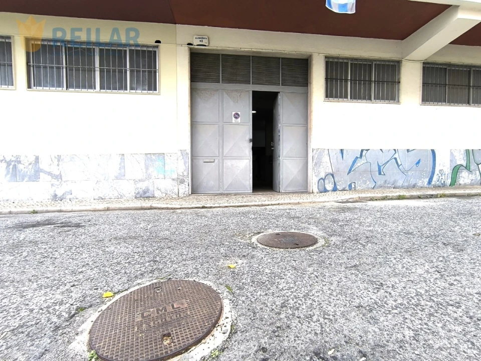 Armazém para Arrendamento em Santa Iria de Azoia, São João da Talha e Bobadela Foto 4