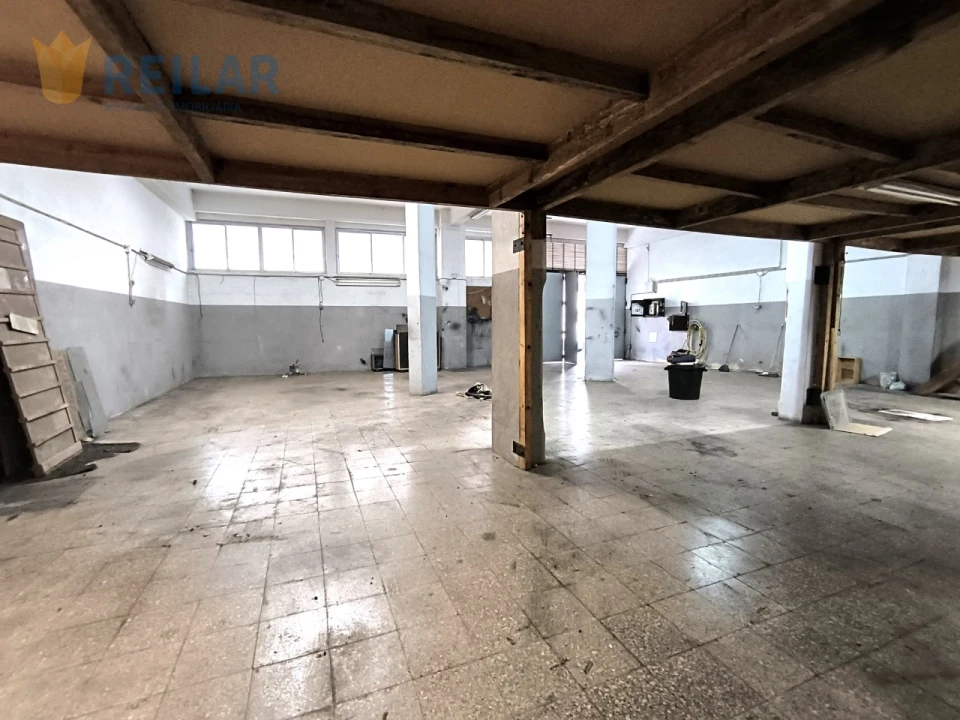 Armazém para Arrendamento em Santa Iria de Azoia, São João da Talha e Bobadela Foto 8