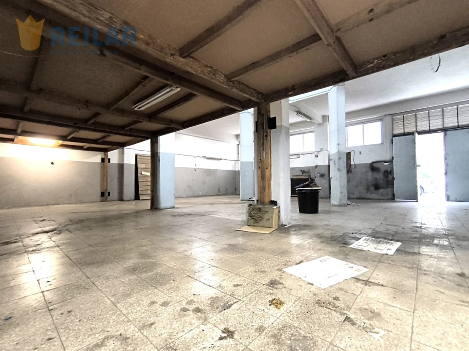 Armazém para Arrendamento em Santa Iria de Azoia, São João da Talha e Bobadela Foto 9
