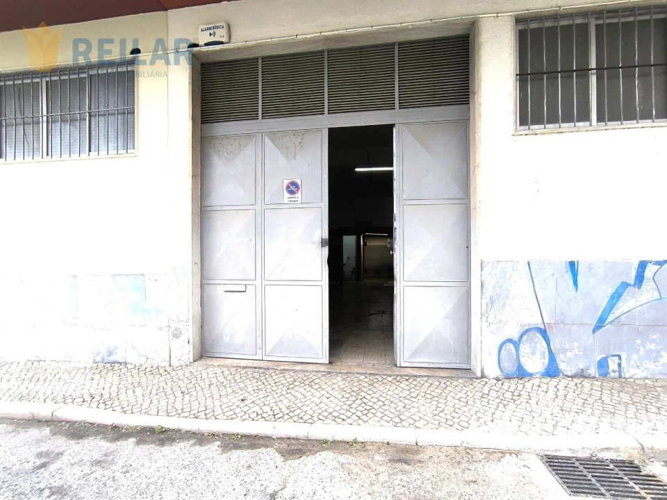 Armazém para Arrendamento em Santa Iria de Azoia, São João da Talha e Bobadela Foto 11