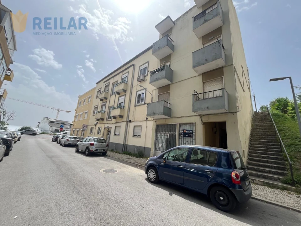 Loja para Arrendamento em Póvoa de Santa Iria e Forte da Casa Foto 4