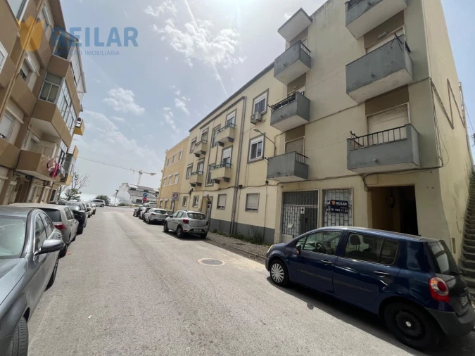 Loja para Arrendamento em Póvoa de Santa Iria e Forte da Casa Foto 9