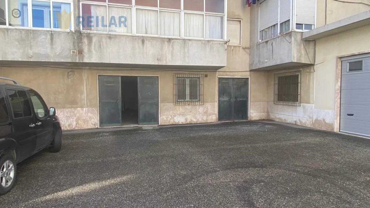 Loja para Arrendamento em Alhandra, São João dos Montes e Calhandriz Foto 21