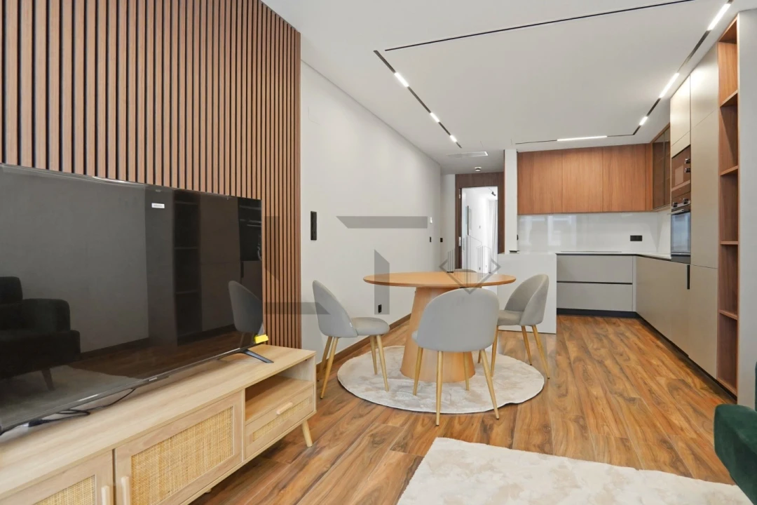 Apartamento T1 para Venda em Santo António Foto 2