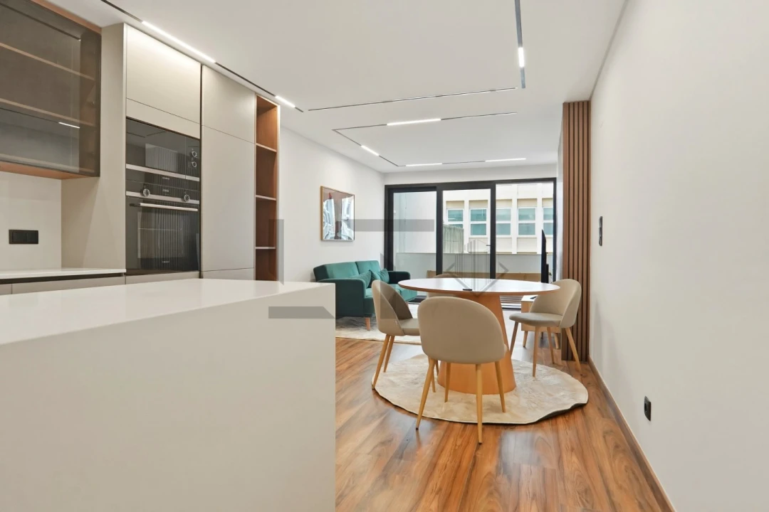 Apartamento T1 para Venda em Santo António Foto 5