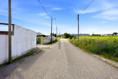 Armazém para Cedência de Quotas em Santa Maria e São Miguel, São Martinho, São Pedro Penaferrim