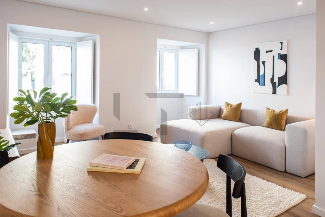 Apartamento T2 para Venda em Arroios Foto 1