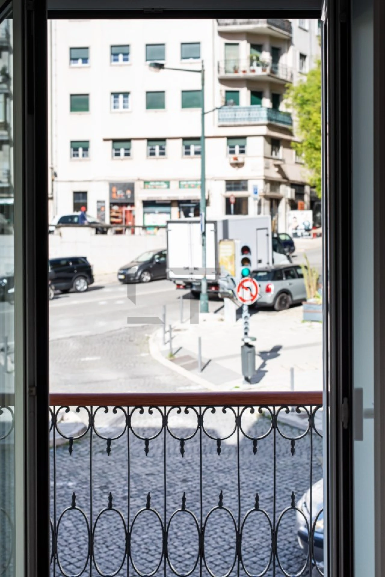 Apartamento T2 para Venda em Arroios Foto 9