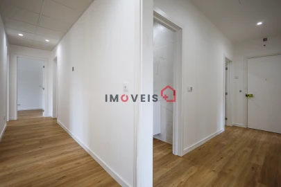 Apartamento T6 para Venda em Leiria, Pousos, Barreira e Cortes