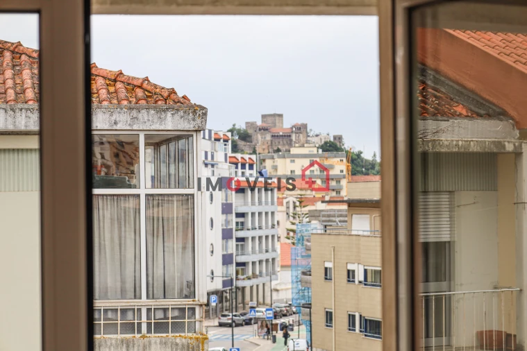 Apartamento T6 para Venda em Leiria, Pousos, Barreira e Cortes Foto 12