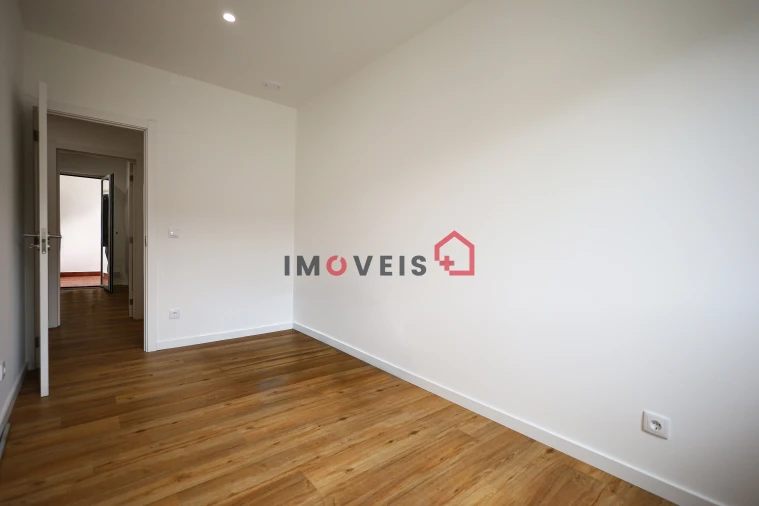 Apartamento T6 para Venda em Leiria, Pousos, Barreira e Cortes Foto 2
