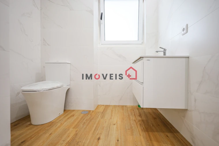 Apartamento T6 para Venda em Leiria, Pousos, Barreira e Cortes Foto 19