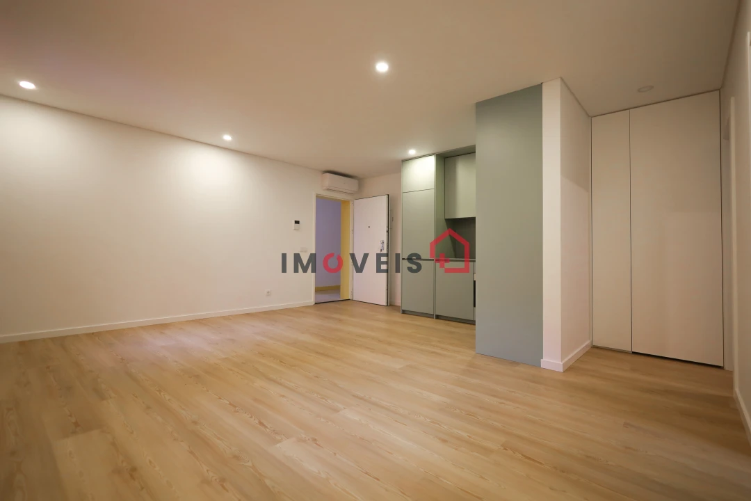Apartamento T0 para Venda em Leiria, Pousos, Barreira e Cortes Foto 3