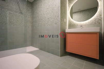 Apartamento T0 para Venda em Leiria, Pousos, Barreira e Cortes