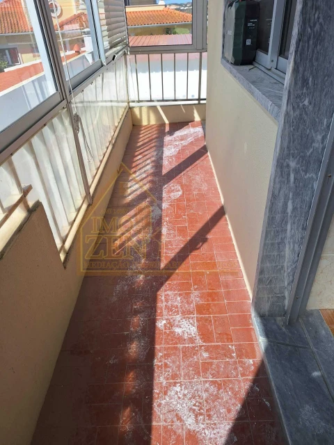 Apartamento T2 para Venda em Alfeizerão