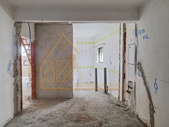 Apartamento T2 para Venda em Nadadouro Foto 11