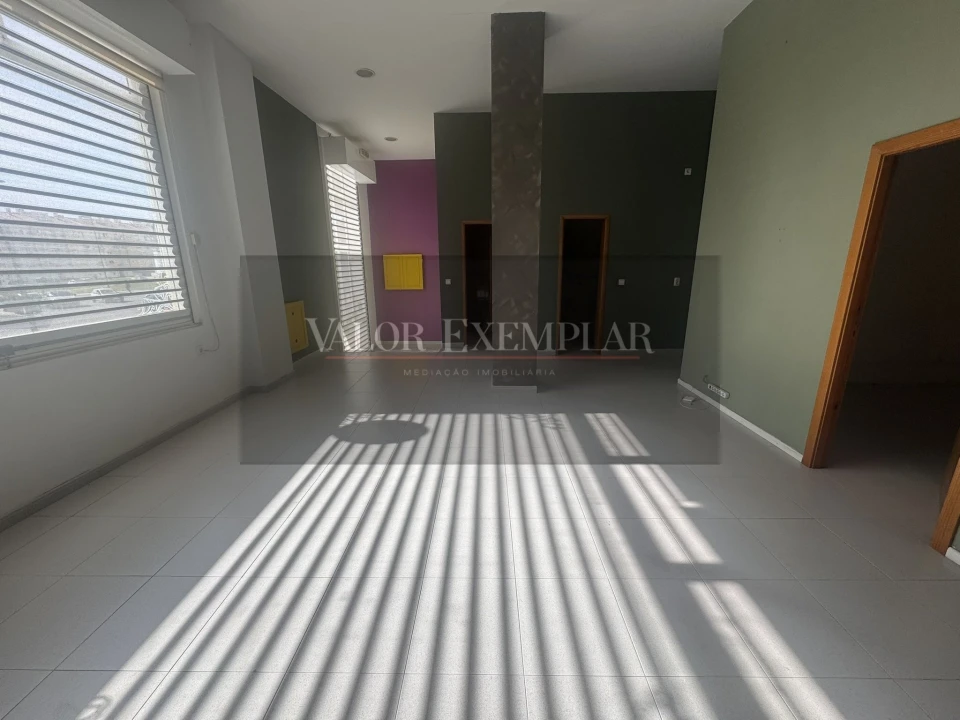 Loja para Arrendamento em Montijo e Afonsoeiro Foto 1