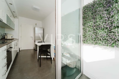 Apartamento T2 para Venda em Santo Antonio dos Olivais
