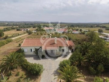 Quinta T3 para Venda em Reguengos de Monsaraz