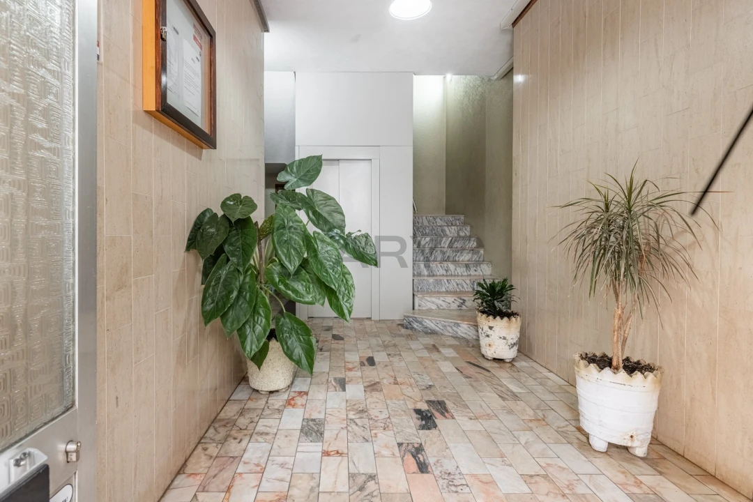 Apartamento T3 para Venda em Braga (São José de São Lázaro e São João do Souto) Foto 2