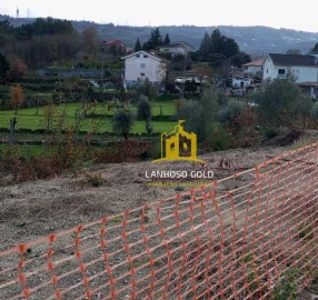 Terreno para Venda em Águas Santas e Moure