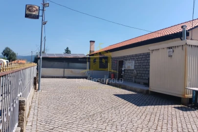 Negócio para Venda em Arcozelo