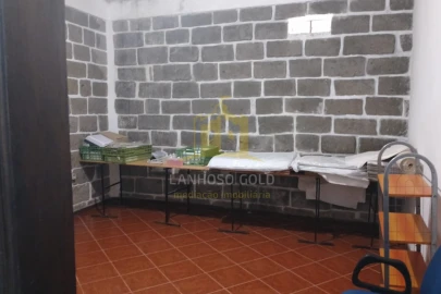 Negócio para Venda em Arcozelo