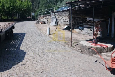 Negócio para Venda em Arcozelo