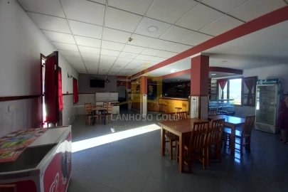 Negócio para Venda em Arcozelo