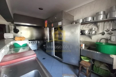 Negócio para Venda em Arcozelo