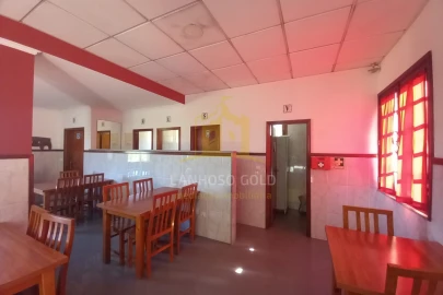 Negócio para Venda em Arcozelo