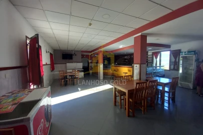Negócio para Venda em Arcozelo