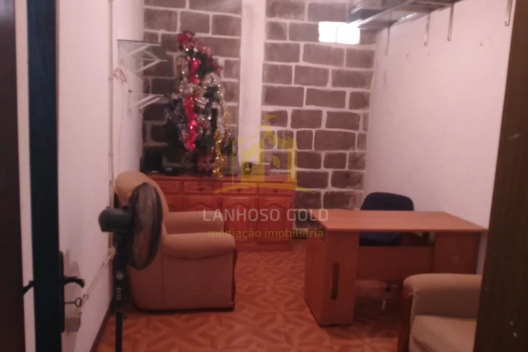 Negócio para Venda em Arcozelo Foto 13