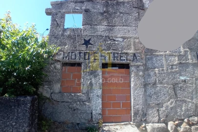 Terreno para Venda em Fonte Arcada e Oliveira