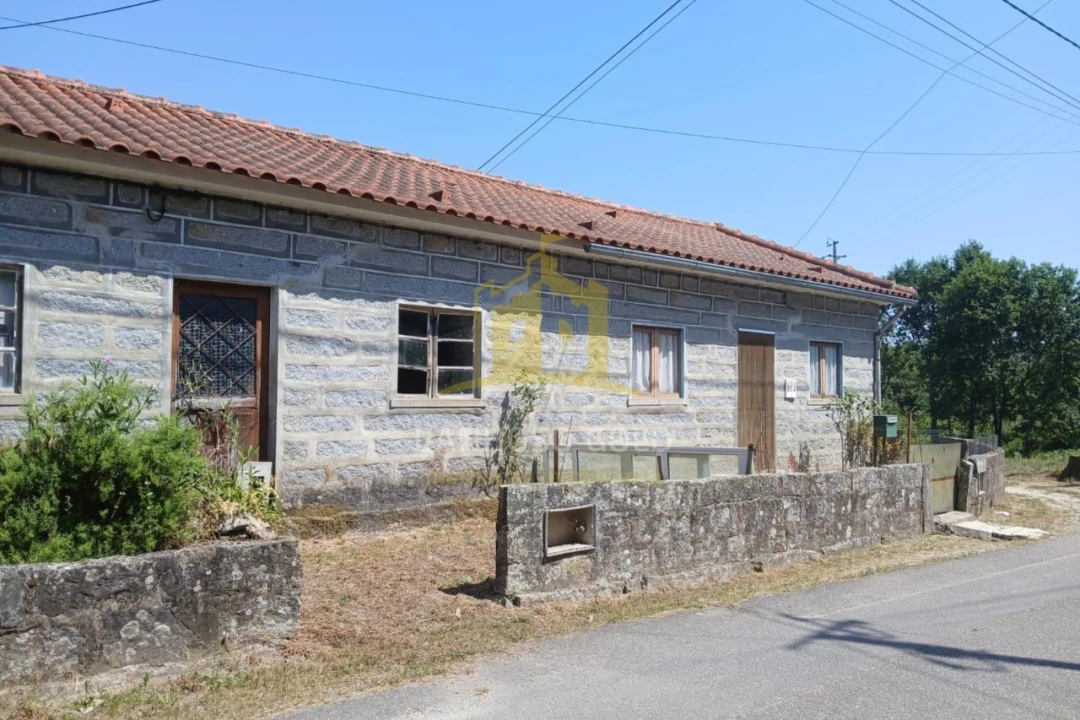 Moradia T2 para Venda em Briteiros Santo Estêvão e Donim Foto 3