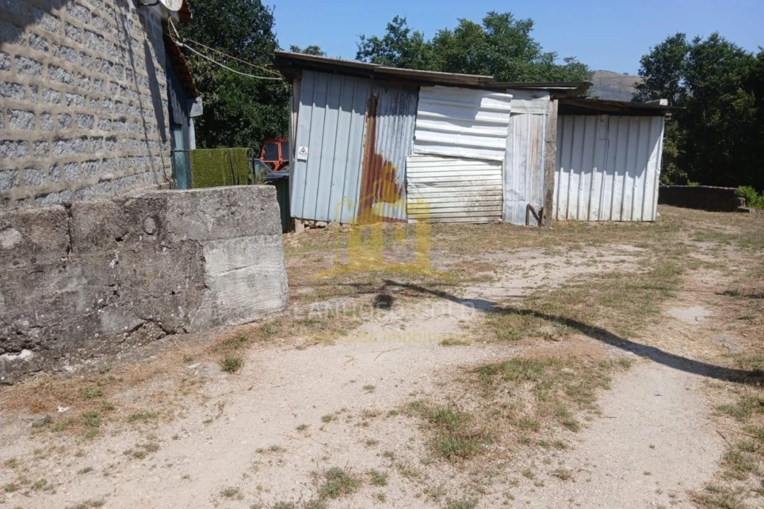 Moradia T2 para Venda em Briteiros Santo Estêvão e Donim Foto 5