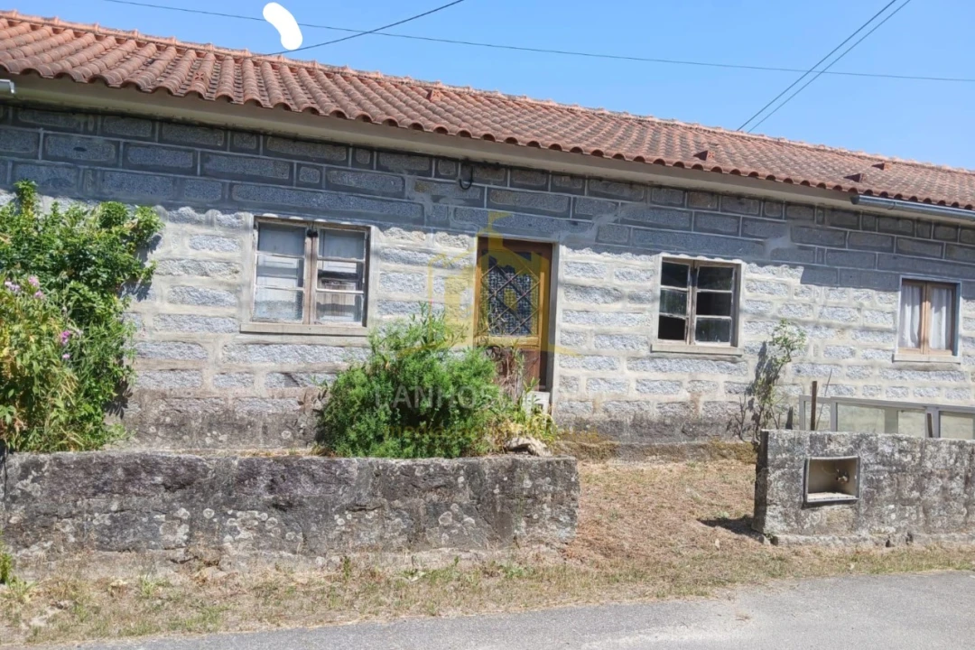 Moradia T2 para Venda em Briteiros Santo Estêvão e Donim Foto 7