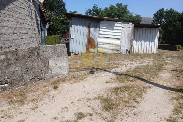 Moradia T2 para Venda em Briteiros Santo Estêvão e Donim Foto 5